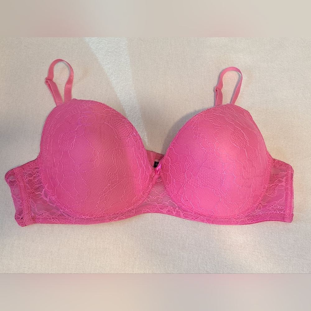Women's Pink Lace Padded Underwire Bra with Adjustable Straps